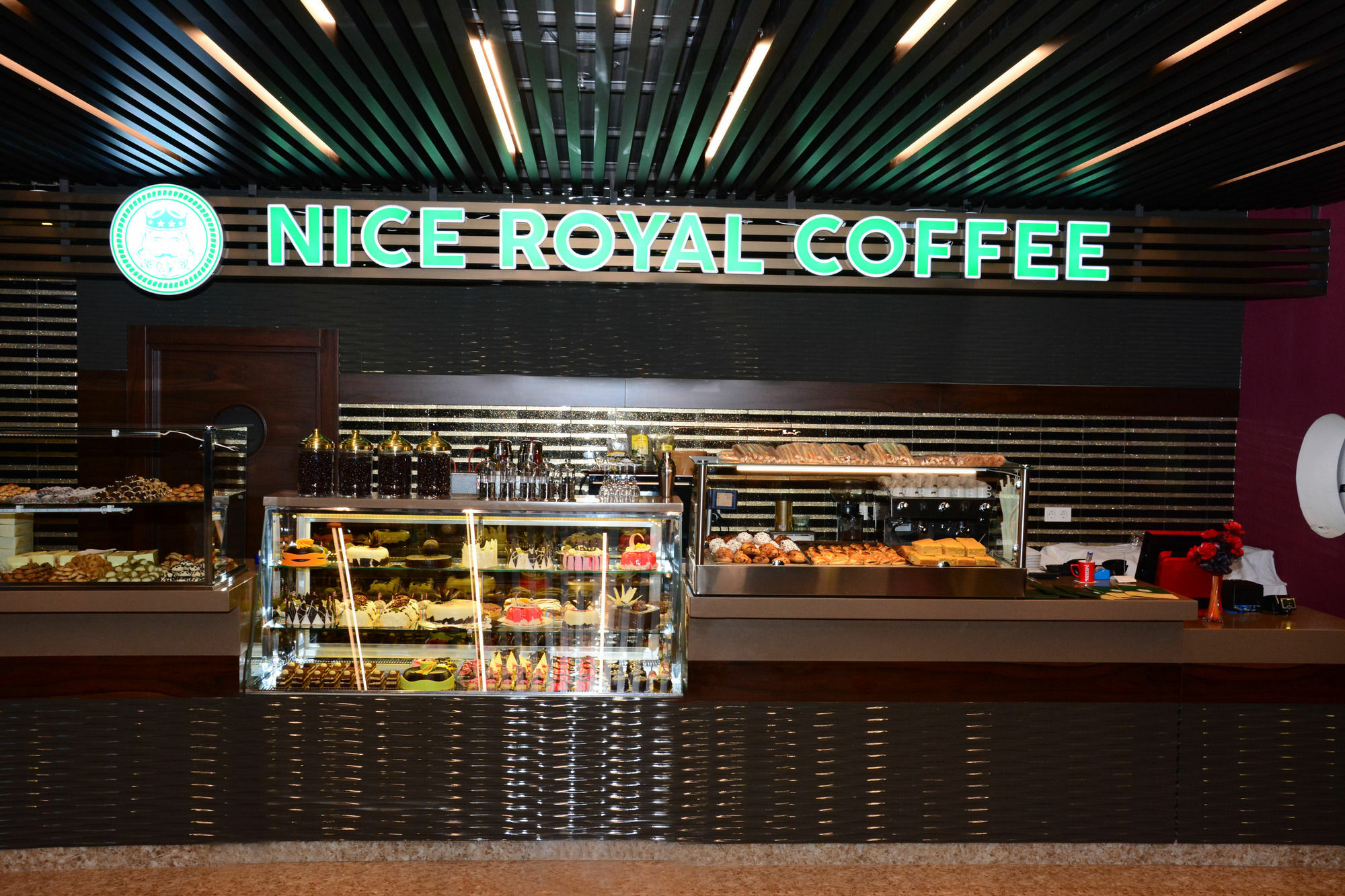 Nice Royal Istanbul Exterior photo
